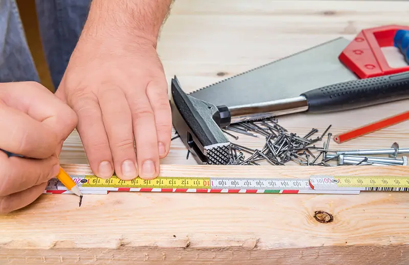 traditional-measuring-tools