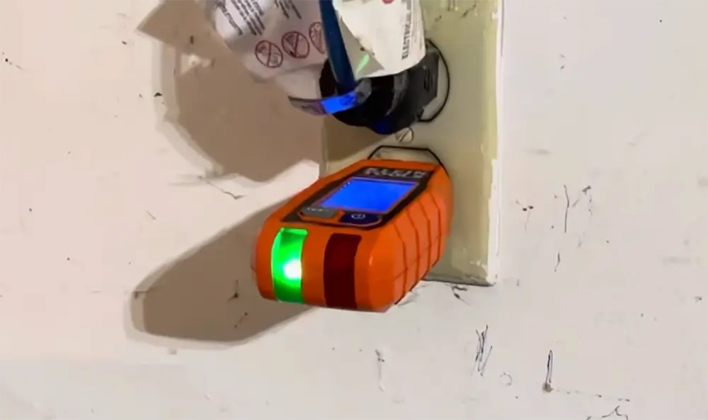 Klein Tools GFCI Receptacle Tester With LCD Screen 1