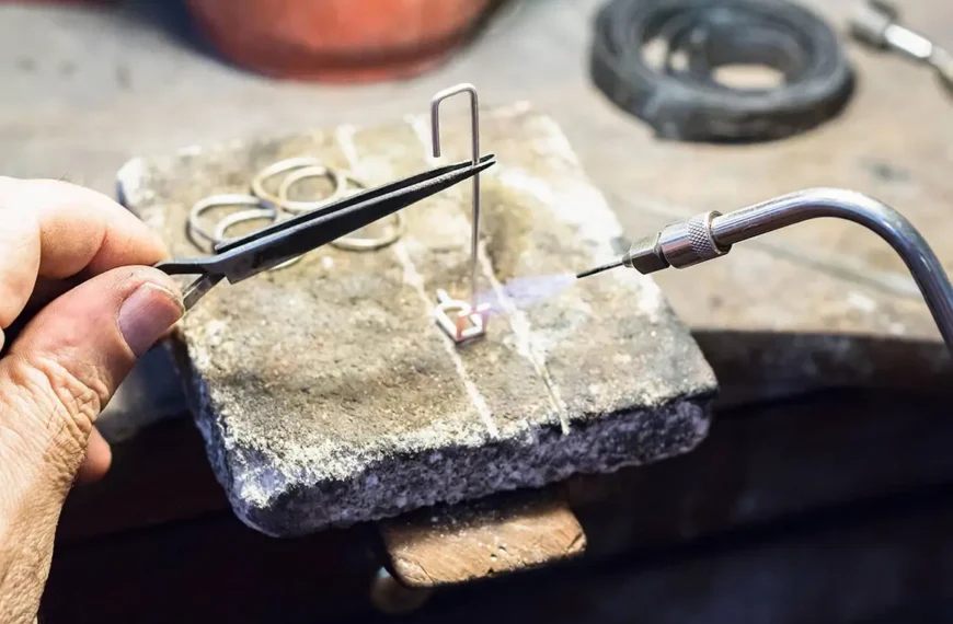 hand-tools-for-welding