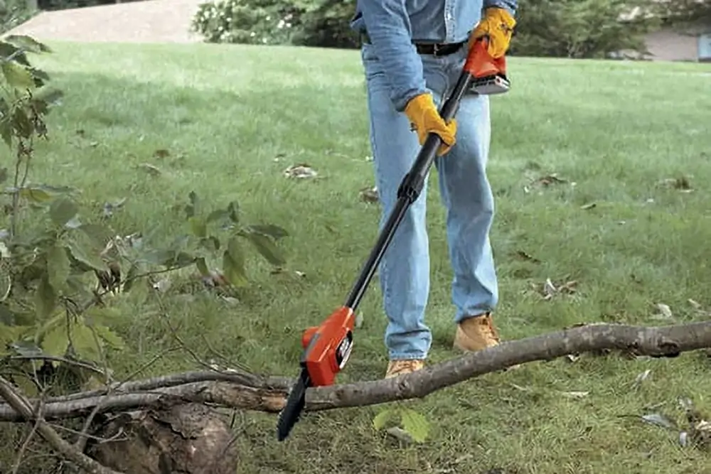 BLACK+DECKER 20V Max Pole Saw